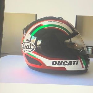 Meet your Posher, Allan